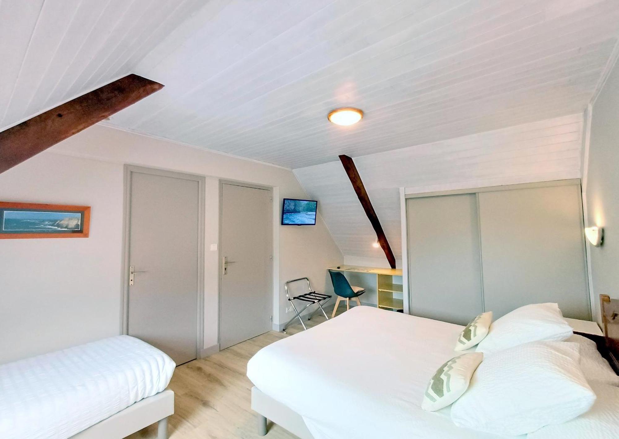 Au Calme A 10Mn Des Baies De Douarnenez Et Audierne Avec Cuisine A Disposition Mahalon 외부 사진
