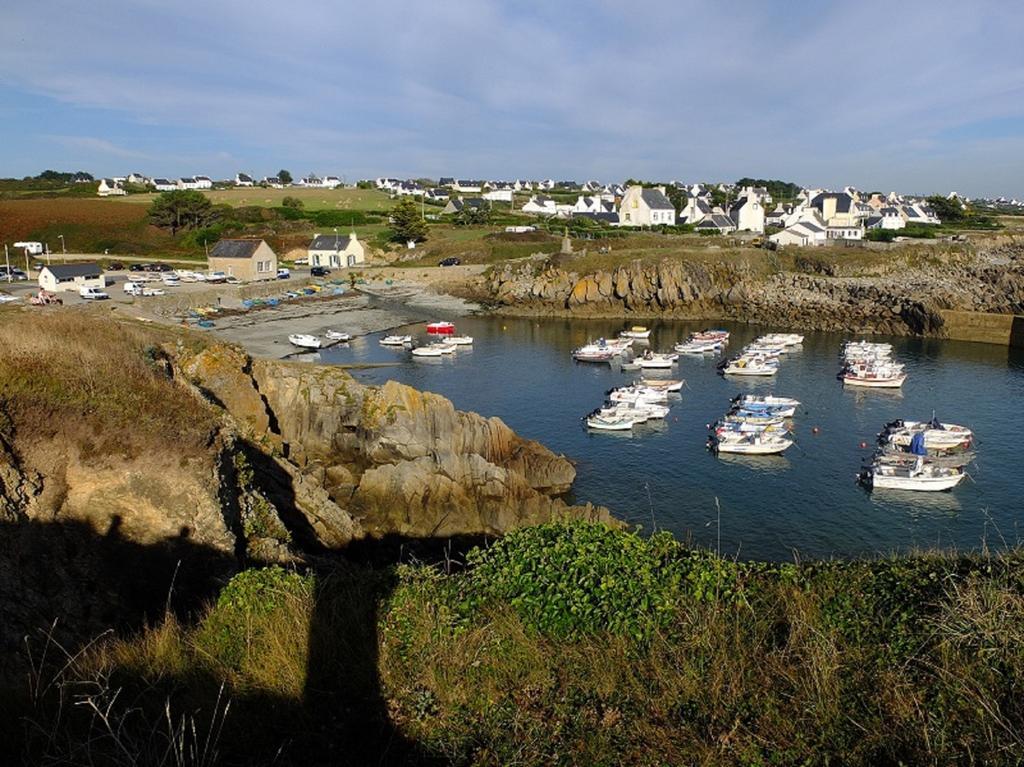 Au Calme A 10Mn Des Baies De Douarnenez Et Audierne Avec Cuisine A Disposition Mahalon 외부 사진