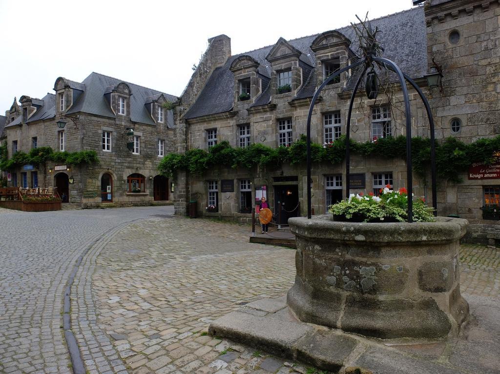 Au Calme A 10Mn Des Baies De Douarnenez Et Audierne Avec Cuisine A Disposition Mahalon 외부 사진